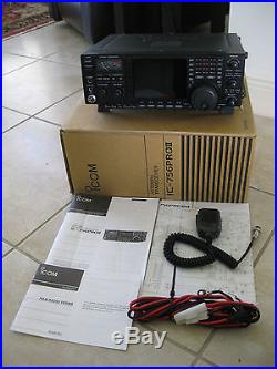 Icom IC-756PROII IC-756PRO2 HF/6M Transceiver in Excellent shape in the box
