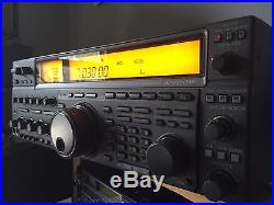 Icom IC-775DSP HF Transceiver Excellent Condition, includes Heil ICM Microphone