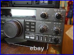 KENWOOD TS-440S HF Ham Transceiver ATuner & SSB & CW Filters & VS-1 (PARTS/FIX)