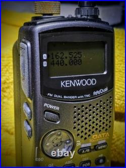 Kenwood TH-D7A UHF VHF Handheld Transceiver With Integral TNCAPRSSky Cmnd