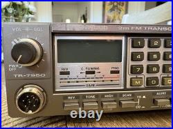 Kenwood TR-7950 2 Meter Radio withmicrophone & power cord