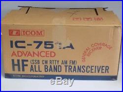 Near Flawless Original Box Icom Ic-751a All Band Transceiver With Mic, Ac Cord