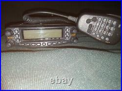 YAESU Dual Band FM Transciever FT-8800R