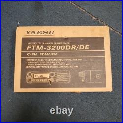 YEASU FTM-3200DR with Microphone, 12V Estate find, Looks Mint, with Box