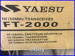 Yaesu FT-2000 HF/6M Transceiver