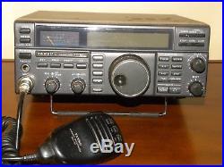 Yaesu FT-840 HF Transceiver in Very Good Condition with Operator's Manual and Te