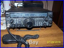 Yaesu FT-847 HF/50/144/430MHz Transceiver