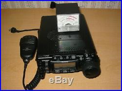Yaesu FT-857 HF/VHF/UHF Transceiver with S Meter and hand mic. Display issues