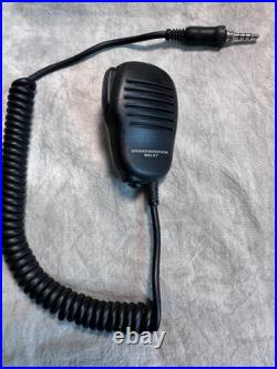 Yaesu VX-6R Tri-Band Submersible Amateur Ham Radio Transceiver Yaesu VX-6R Tri-Band Submersible Amateur Ham Radio Transceiver